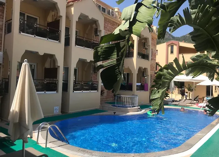 Aparthotel Gözdem 4*