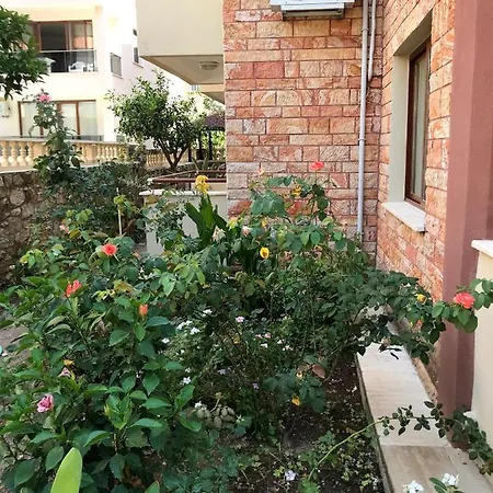 Goezdem Aparthotel 4*